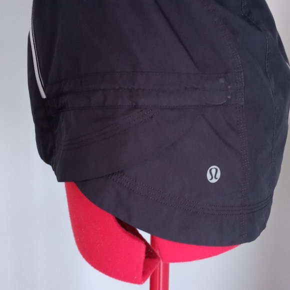 Lululemon Athletica Lightweight Jacket Sz 4 - Picture 7 of 14